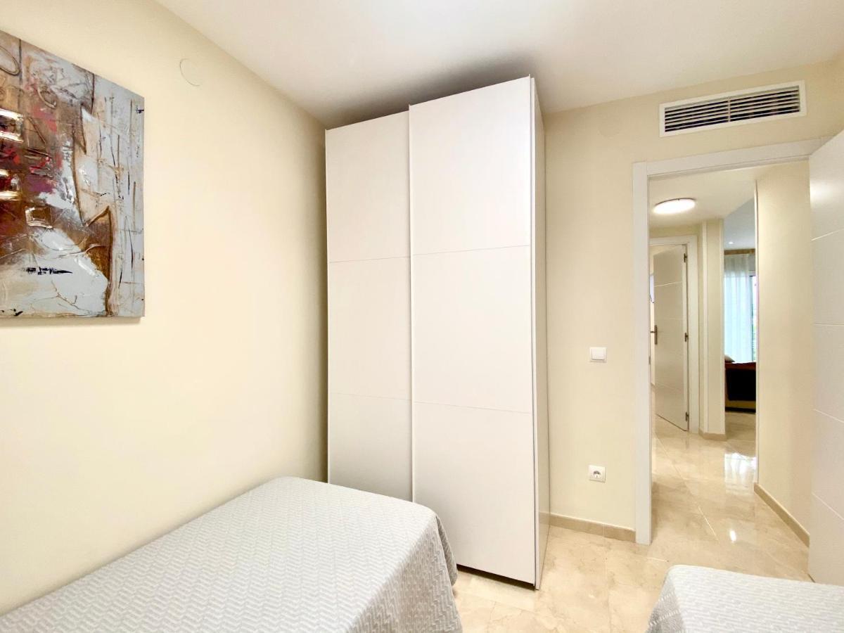Apartamento Bonito Cerca De La Playa Cambrils Exterior foto
